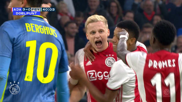 Van de Beek's goals vs Feyenoord